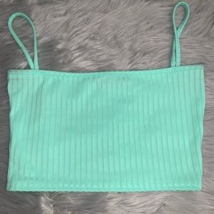 Green square neck crop top